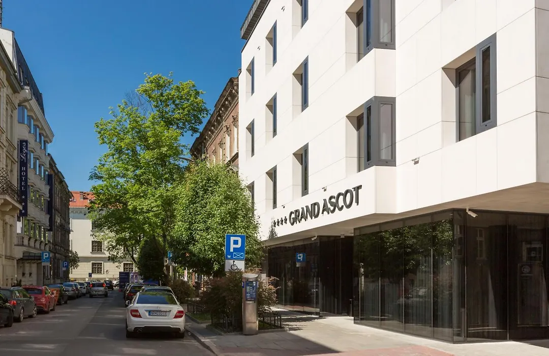 Grand Ascot Hotel-1